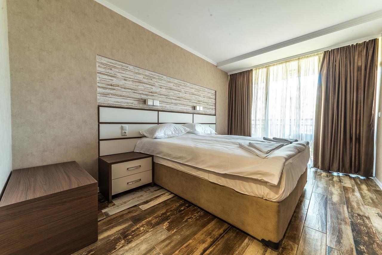 Hotel Baikal Napospart Kültér fotó